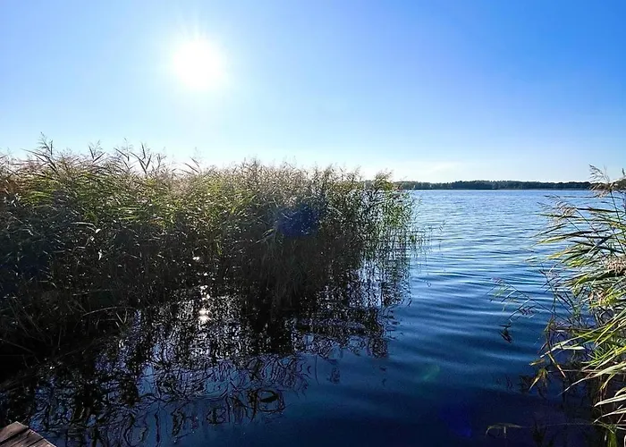 Bialy Domek Nad Jeziorem Selment